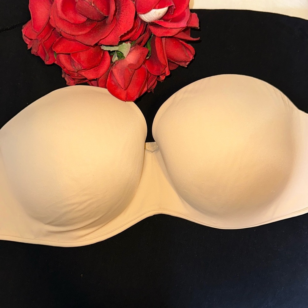 Cacique Smooth Boost Strapless Multiway Bra Nude Sz 40DDD